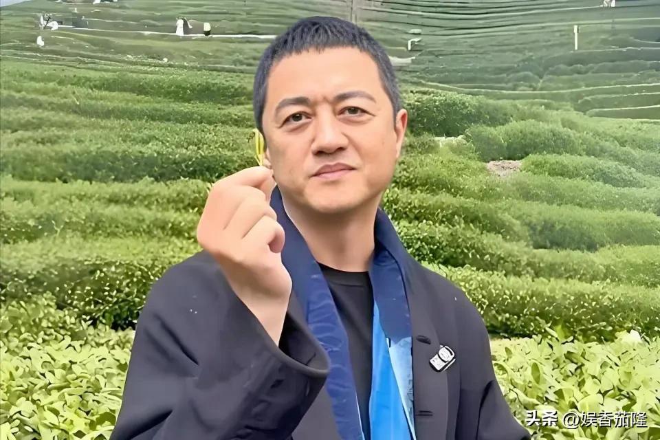 李亚鹏女儿喜欢谁__李亚鹏女儿有牙吗