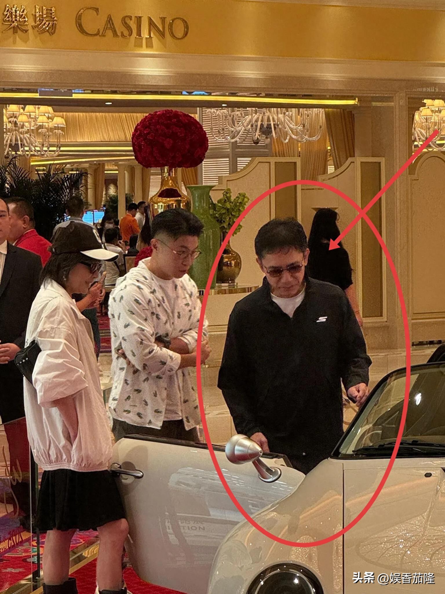 刘嘉玲梁朝伟相处_刘嘉玲梁朝伟同台_