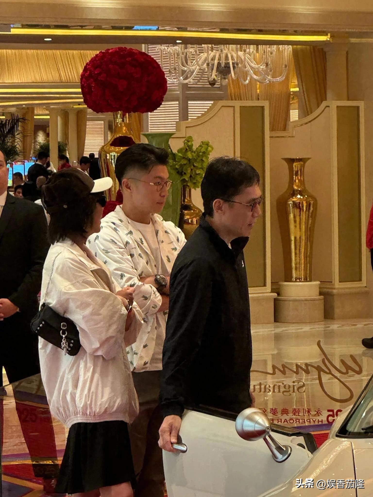 刘嘉玲梁朝伟同台_刘嘉玲梁朝伟相处_