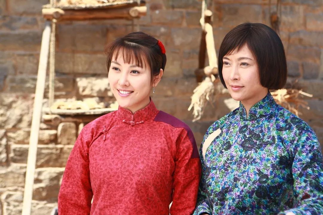 我跟你奶能成说起来还得感谢小鬼子，我救了你奶一命她才答应嫁我_我跟你奶能成说起来还得感谢小鬼子，我救了你奶一命她才答应嫁我_