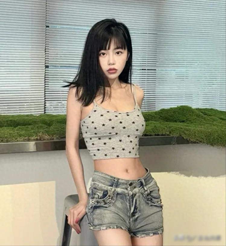 京圈格格生父__京圈格格亲生父母