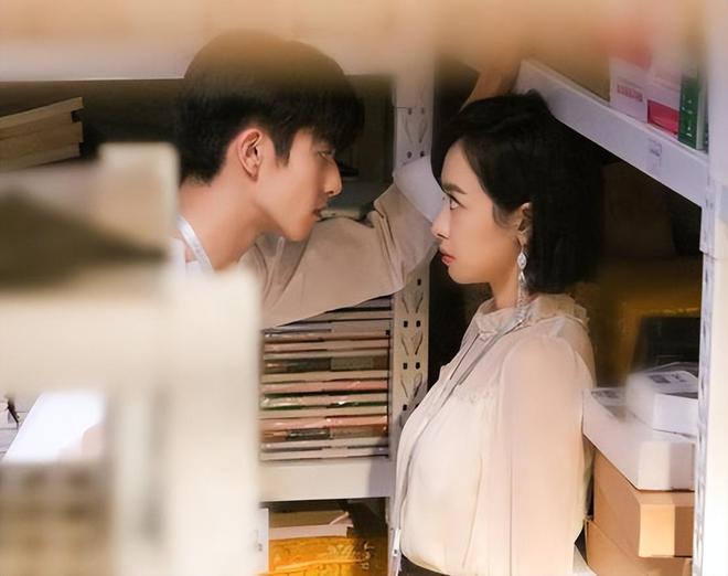 姐弟恋小鲜肉_姐弟恋20岁_