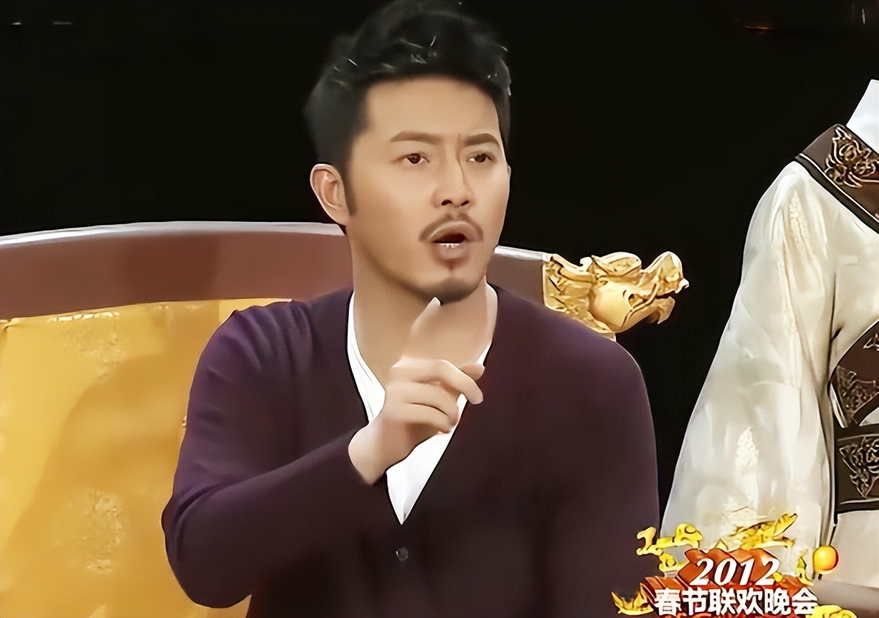 春晚小品讽刺__春晚小品被骂