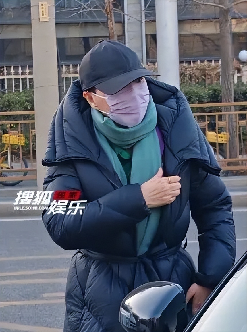 春晚小品讽刺_春晚小品被骂_