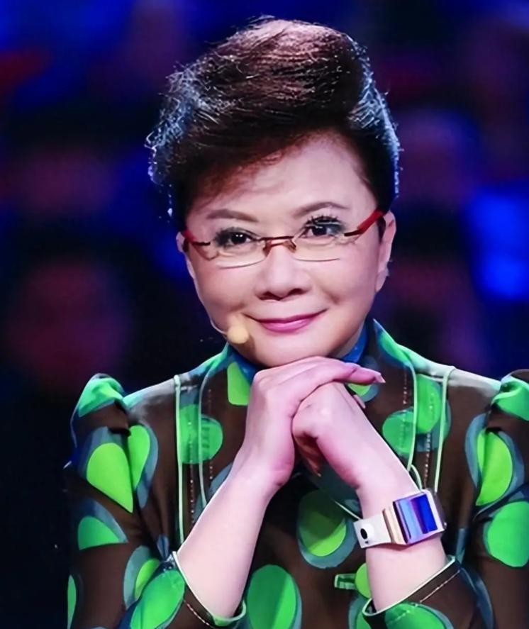 _春晚小品讽刺_春晚小品被骂