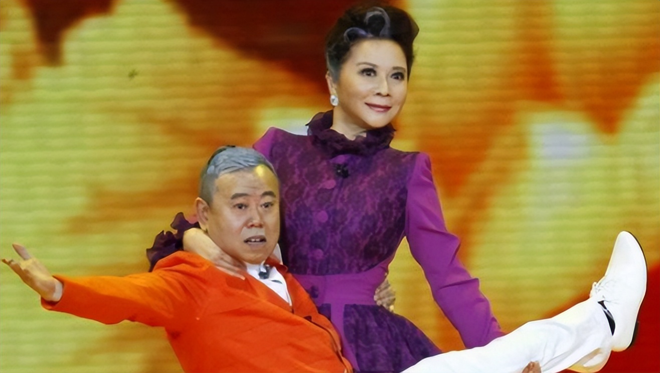 春晚小品被骂__春晚小品讽刺