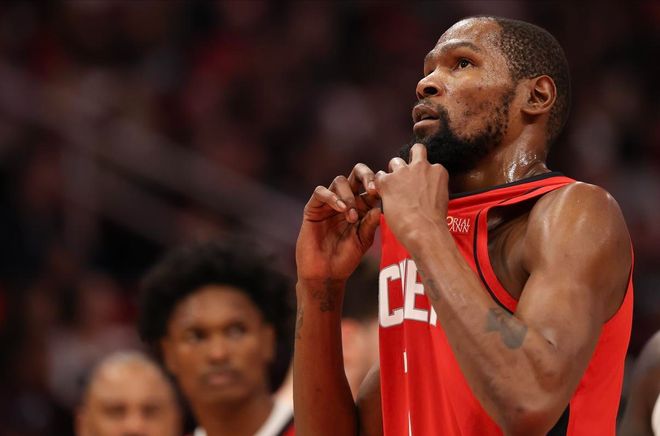 _赛季首个背靠背胜利，KD鏖战40分钟抡冒烟了，赛后表态年轻球员_赛季首个背靠背胜利，KD鏖战40分钟抡冒烟了，赛后表态年轻球员