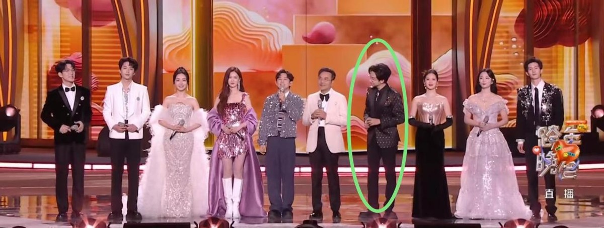 _湖南卫视跨年晚会开场舞是谁_湖南跨年晚会今年