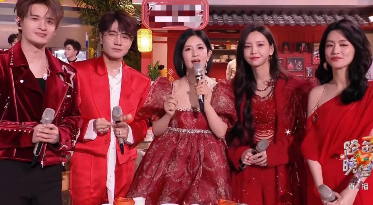 湖南跨年晚会今年_湖南卫视跨年晚会开场舞是谁_