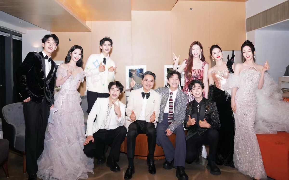 湖南跨年晚会今年_湖南卫视跨年晚会开场舞是谁_