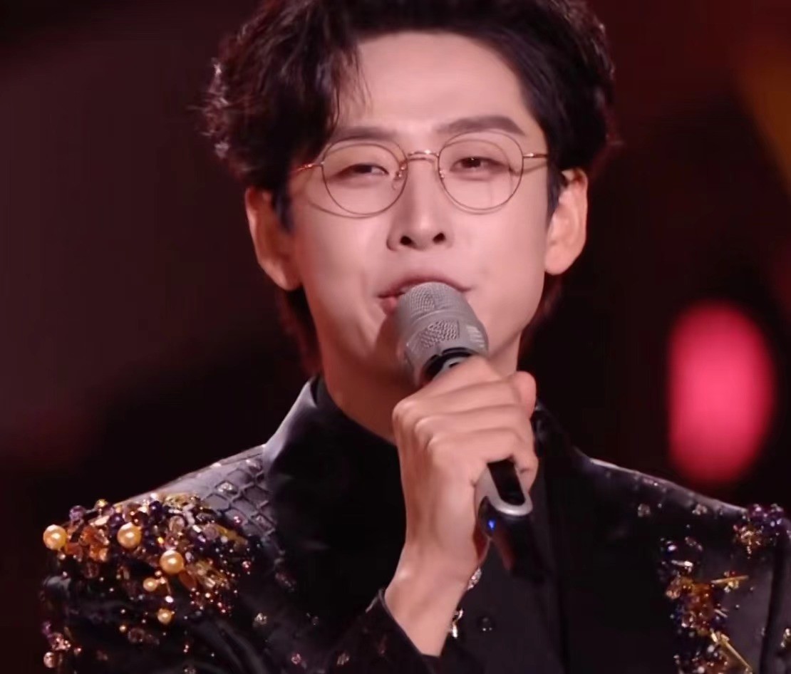 _湖南卫视跨年晚会开场舞是谁_湖南跨年晚会今年