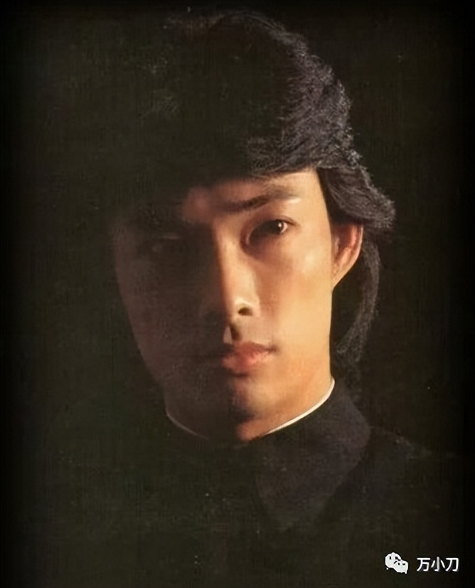 _房子顶塌了_房塌顶流黄会不会漏水