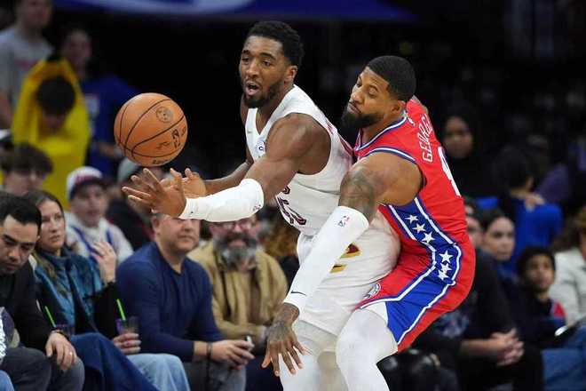 _莫布利暴扣准绝杀骑士三杀76人 恩比德33分泰森39+7三分生涯新高_莫布利暴扣准绝杀骑士三杀76人 恩比德33分泰森39+7三分生涯新高