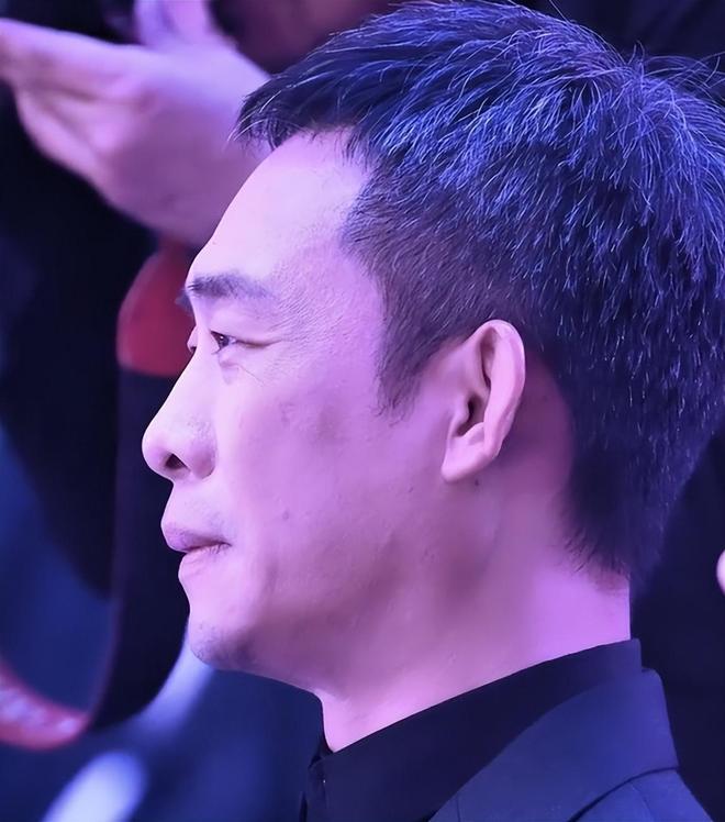 _章子怡白吗_章子怡老了好多白发