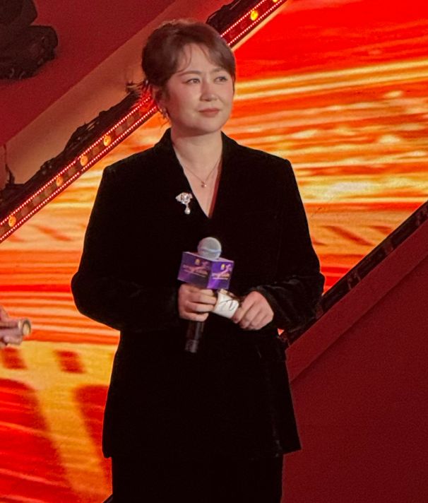 章子怡老了好多白发__章子怡白吗