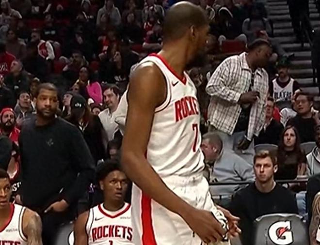 追梦格林诅咒继续，杜兰特怒砸水瓶，火箭管理层赶紧弄后卫吧_追梦格林诅咒继续，杜兰特怒砸水瓶，火箭管理层赶紧弄后卫吧_