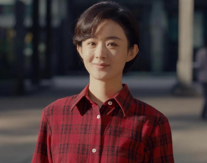 继杨幂抿嘴、刘诗诗梗脖后，赵丽颖也遭诟病！眼睛乱转乱眨被审判_继杨幂抿嘴、刘诗诗梗脖后，赵丽颖也遭诟病！眼睛乱转乱眨被审判_