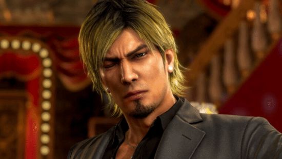 _《如龙极3》保留了09年流行文化：用的是翻盖手机_《如龙极3》保留了09年流行文化：用的是翻盖手机