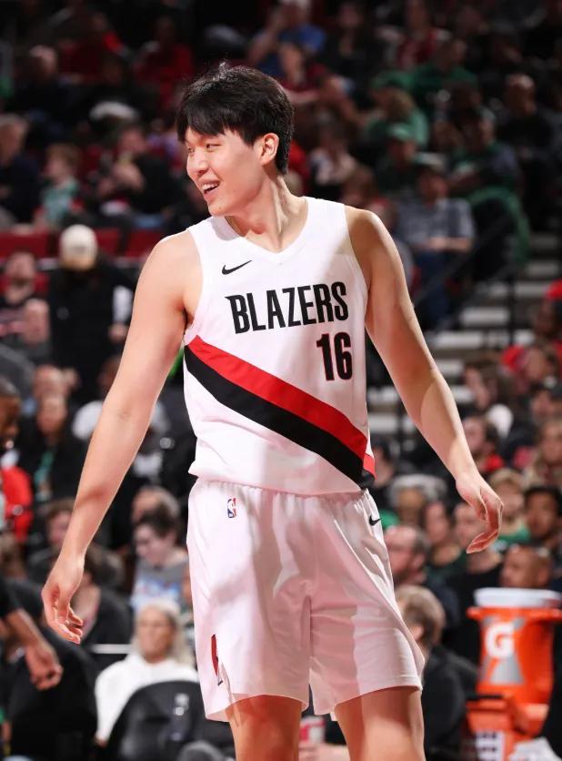 _郭昊文打nba发展联盟视频_滚爬是什么意思