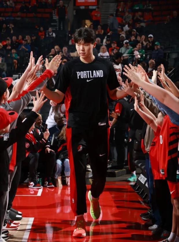 滚爬是什么意思__郭昊文打nba发展联盟视频