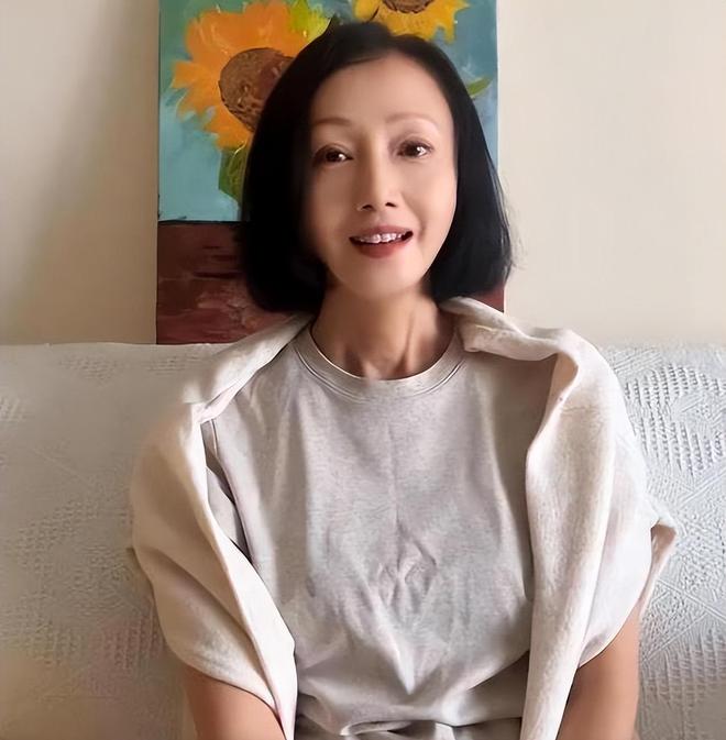 黄慧颐晒结婚证，正式向保剑锋开战，同时喊话现任何珈好_黄慧颐晒结婚证，正式向保剑锋开战，同时喊话现任何珈好_