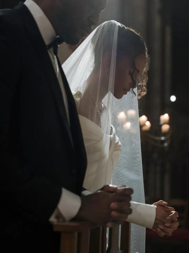 中山土豪婚礼惊呆网友__维秘超模芭芭拉