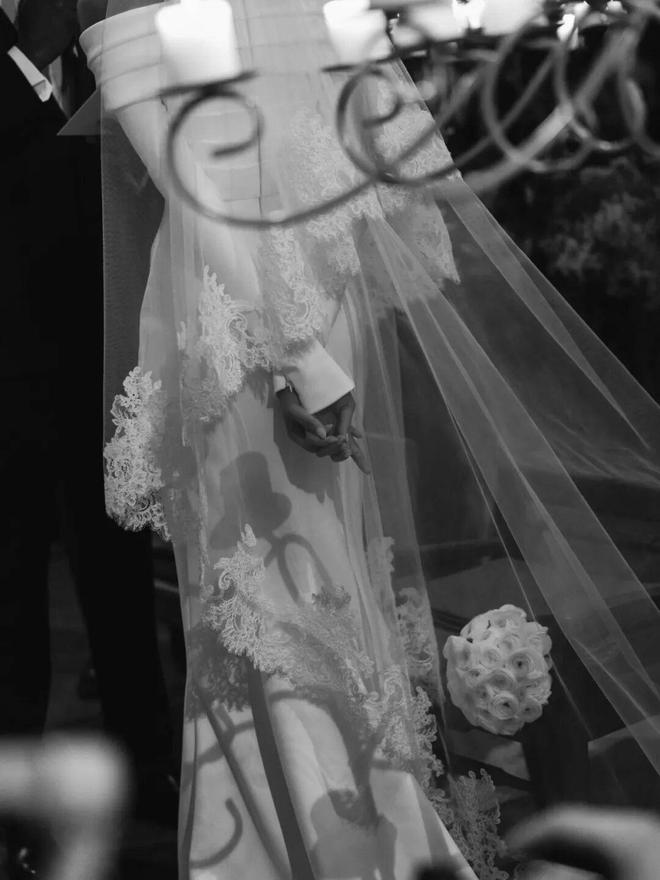 _维秘超模芭芭拉_中山土豪婚礼惊呆网友