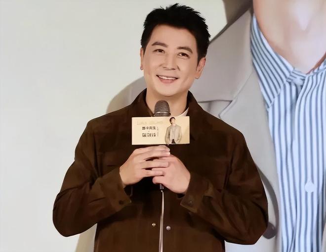 _黄慧颐晒结婚证回击保剑锋，业内下场曝猛料，女方曾持刀捅伤男方_黄慧颐晒结婚证回击保剑锋，业内下场曝猛料，女方曾持刀捅伤男方