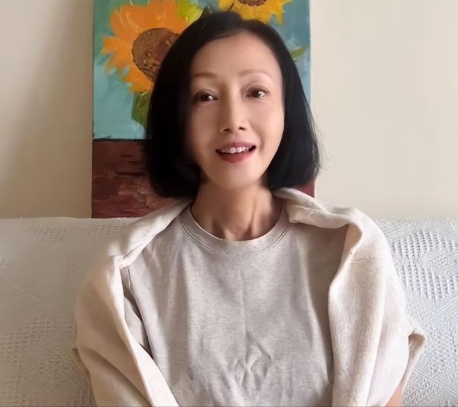 _黄慧颐晒结婚证回击保剑锋，业内下场曝猛料，女方曾持刀捅伤男方_黄慧颐晒结婚证回击保剑锋，业内下场曝猛料，女方曾持刀捅伤男方