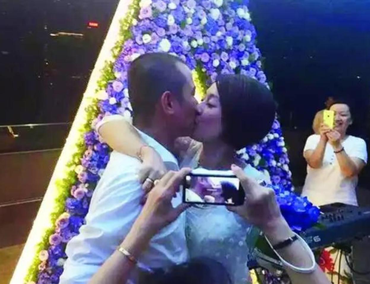 _文章没想到，离婚6年再次官宣喜讯的马伊琍 已成他高不可攀的存在_文章没想到，离婚6年再次官宣喜讯的马伊琍 已成他高不可攀的存在