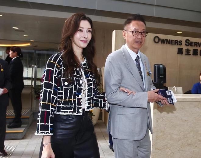 _李嘉欣抢了闺蜜男朋友_李嘉欣度蜜月