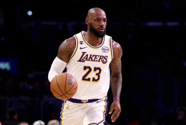 老詹是几号_老詹复出_