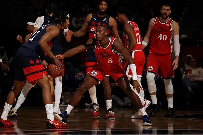 _哈登最佳搭档_哈登和卡佩拉挡拆