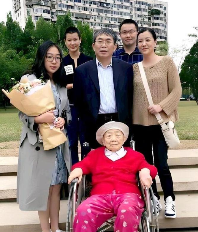 _王静和聂卫平的婚史_王静聂卫平的勇敢表白让我震撼