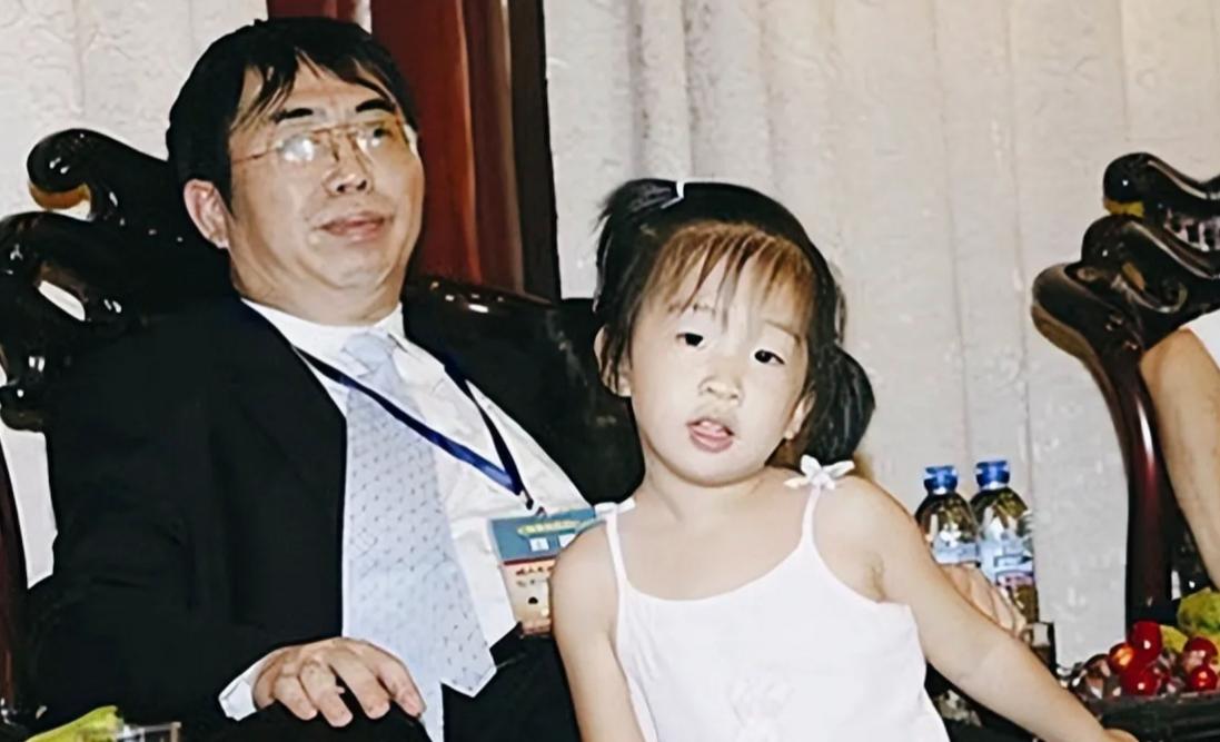 王静和聂卫平的婚史_王静聂卫平的勇敢表白让我震撼_