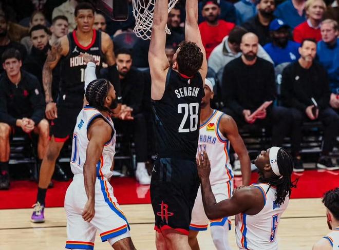 火箭新秀申京视频_火箭球员申京_