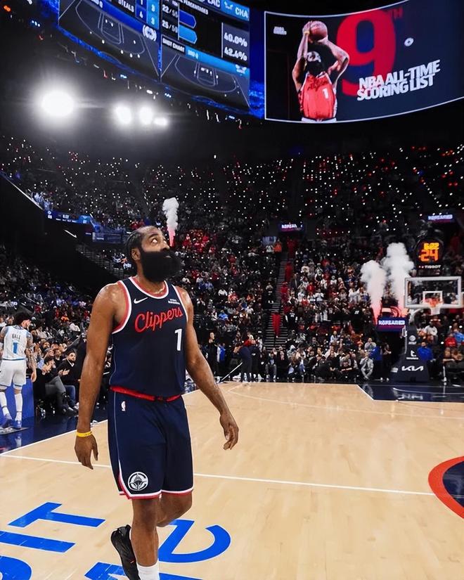 _火箭球员申京_火箭新秀申京视频