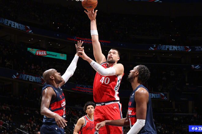 哈登巅峰之战__哈登巅峰期能到几年