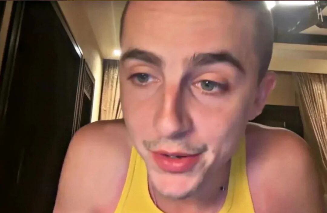 _名媛收割机？这野心…也是把流量玩明白了_名媛收割机？这野心…也是把流量玩明白了