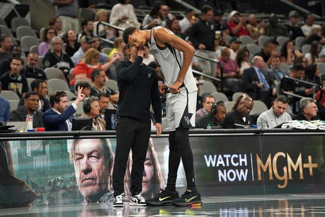 火箭对战马刺__火箭队对马刺