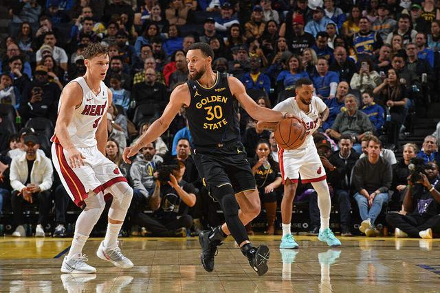 _他们来到！他们看见！他们征服！全明星首发自有成为首发的原因_他们来到！他们看见！他们征服！全明星首发自有成为首发的原因