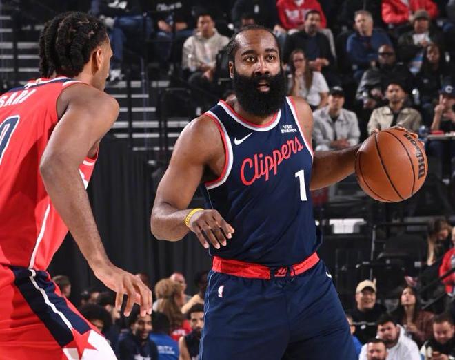 快船119-105奇才！无解不是4连胜，是伦纳德赛后表态，他憋了太久__快船119-105奇才！无解不是4连胜，是伦纳德赛后表态，他憋了太久