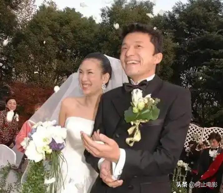 谢晖前妻佟晨洁正式完婚_谢晖前妻佟晨洁_