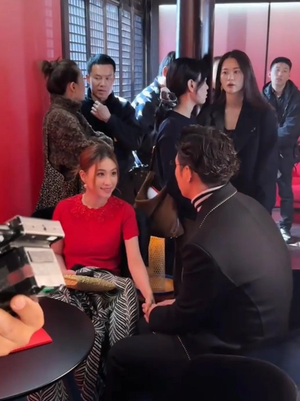 什么叫夫妻合体_夫妻合体旅行_