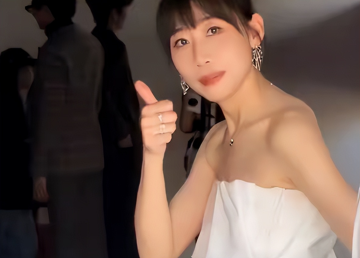 “一尿成名”的任素汐,婚内出轨知三当三,为何能受到万人追捧?_“一尿成名”的任素汐,婚内出轨知三当三,为何能受到万人追捧?_