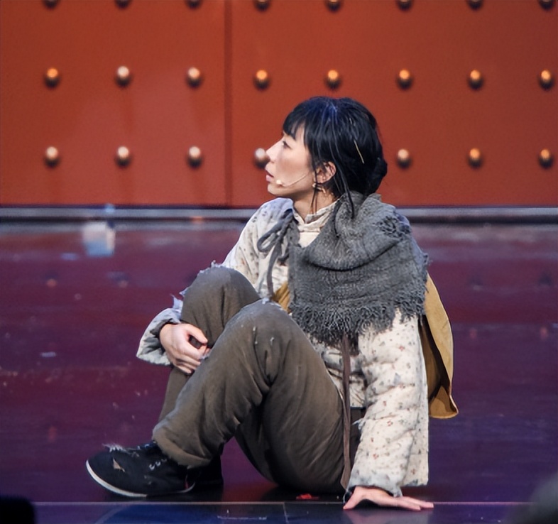 _“一尿成名”的任素汐,婚内出轨知三当三,为何能受到万人追捧?_“一尿成名”的任素汐,婚内出轨知三当三,为何能受到万人追捧?