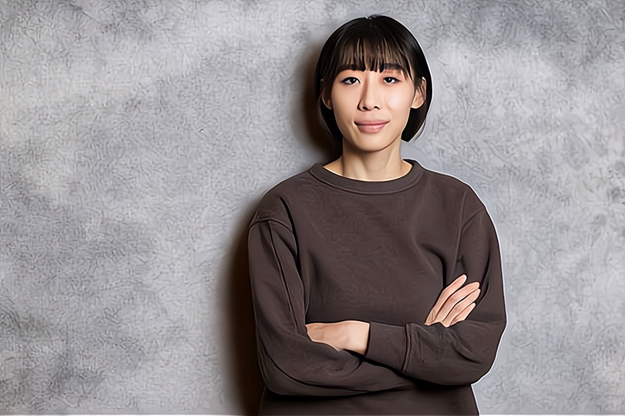 “一尿成名”的任素汐,婚内出轨知三当三,为何能受到万人追捧?_“一尿成名”的任素汐,婚内出轨知三当三,为何能受到万人追捧?_