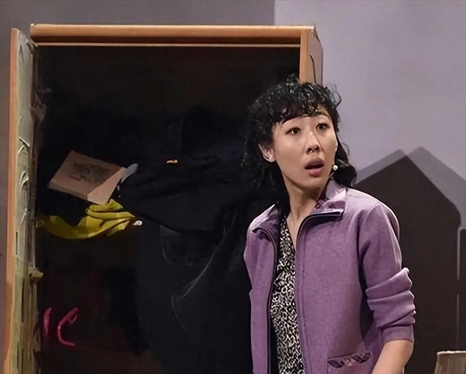 “一尿成名”的任素汐,婚内出轨知三当三,为何能受到万人追捧?_“一尿成名”的任素汐,婚内出轨知三当三,为何能受到万人追捧?_