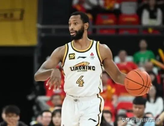 辽宁队球迷__辽宁球迷看决赛