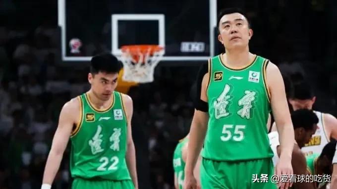 辽宁队球迷_辽宁球迷看决赛_